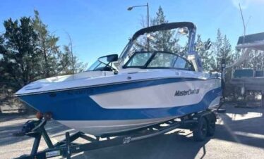 2022 Blue Mastercraft XT23