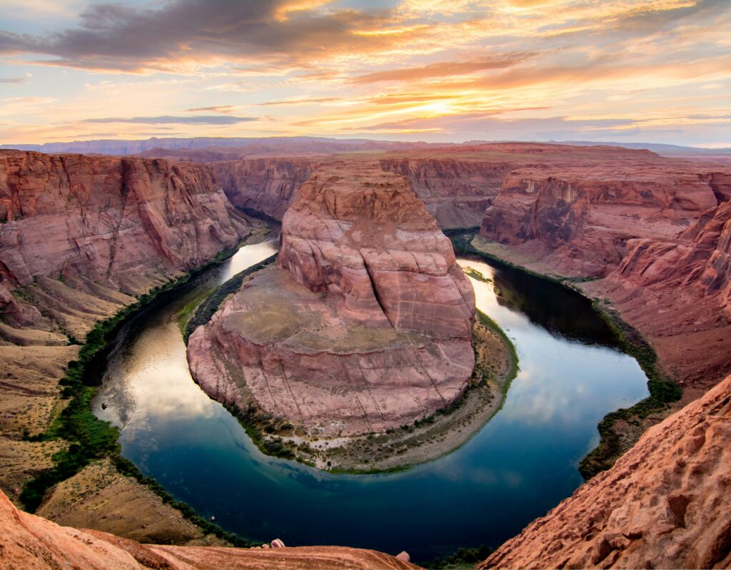 Photo by Alan Liu on Unsplash